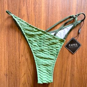 Zaful NWT Two Toned Green Bikini Bottoms Size 10